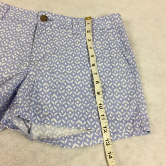 Old Navy Ikat Print 3" Chino Shorts Size 10 Light Blue White Casual Khaki L - Picture 10 of 10